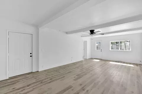 Living - 333 Oleander Ave, Lemoore, CA 93245 photo 8 of 10