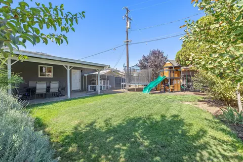 Exterior - 103 Ruth St, Exeter, CA 93221 photo 8 of 15