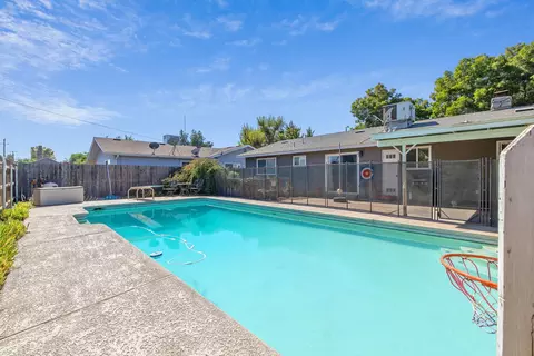 Exterior - 103 Ruth St, Exeter, CA 93221 photo 5 of 15