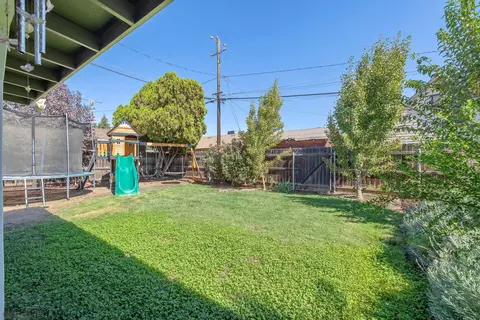 Exterior - 103 Ruth St, Exeter, CA 93221 photo 10 of 15