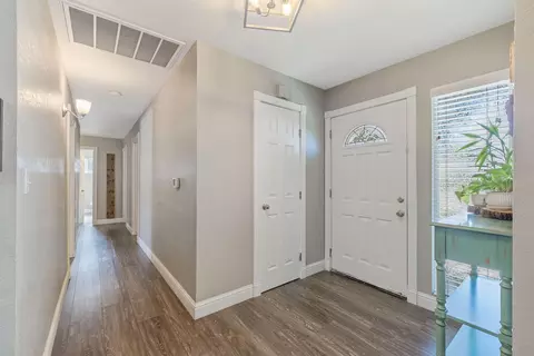 Entry Way - 103 Ruth St, Exeter, CA 93221 photo 1 of 7