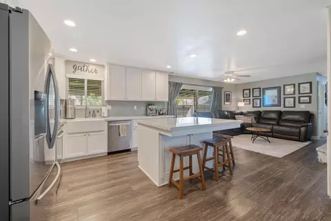 Kitchen - 103 Ruth St, Exeter, CA 93221 photo 5 of 5