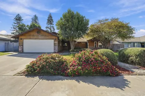 2149 W Della Ave, Porterville, CA 93257