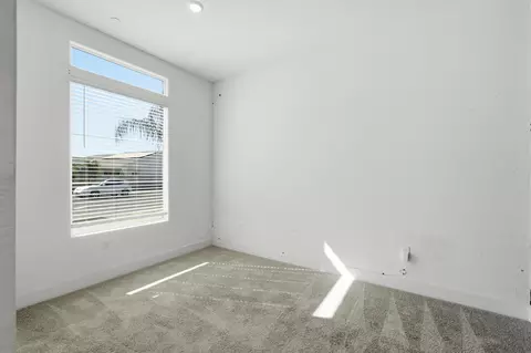 Other - 324 E Newton Ave, Visalia, CA 93291 photo 3 of 6