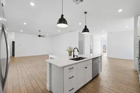 Kitchen - 324 E Newton Ave, Visalia, CA 93291 photo 9 of 9