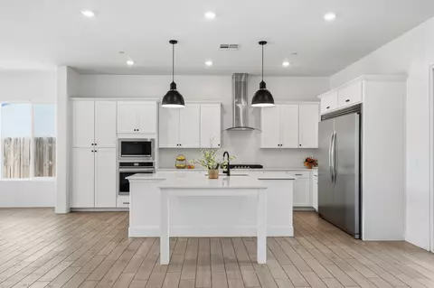 Kitchen - 324 E Newton Ave, Visalia, CA 93291 photo 2 of 9