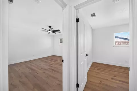 Entry Way - 334 Encore Dr, Hanford, CA 93230 photo 2 of 2