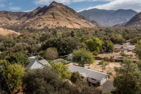 View/Area - 40724 Crystal Dr, Three Rivers, CA 93271 photo 1 of 1