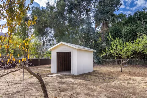 Exterior - 40724 Crystal Dr, Three Rivers, CA 93271 photo 8 of 10