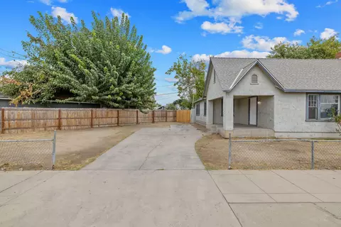 1100 N Court St, Visalia, CA 93291