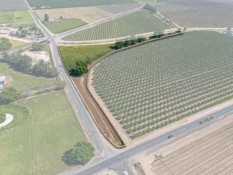 Dover Avenue, Hanford, CA 93230 photo 4