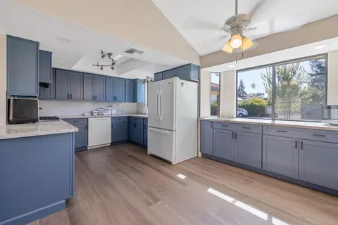 Kitchen - 2152 E Jon Dr, Fresno, CA 93720 photo 1 of 2