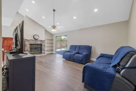 Living - 2152 E Jon Dr, Fresno, CA 93720 photo 1 of 2