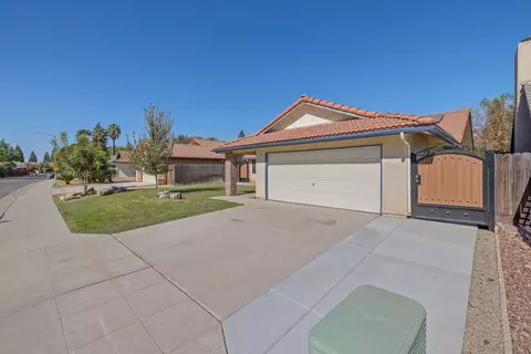 Other - 2152 E Jon Dr, Fresno, CA 93720 photo 2 of 12