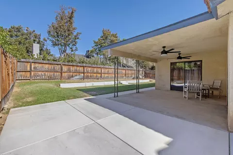 Exterior - 2152 E Jon Dr, Fresno, CA 93720 photo 2 of 8