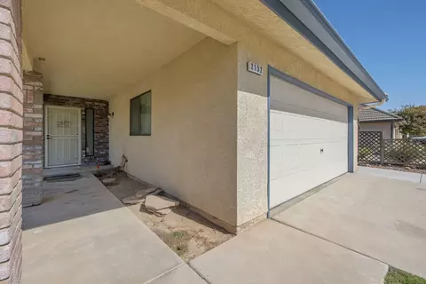 Other - 2152 E Jon Dr, Fresno, CA 93720 photo 4 of 12