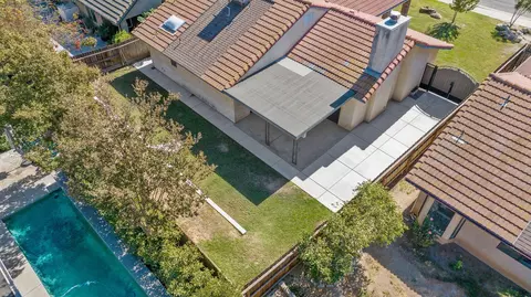 View/Area - 2152 E Jon Dr, Fresno, CA 93720 photo 1 of 7