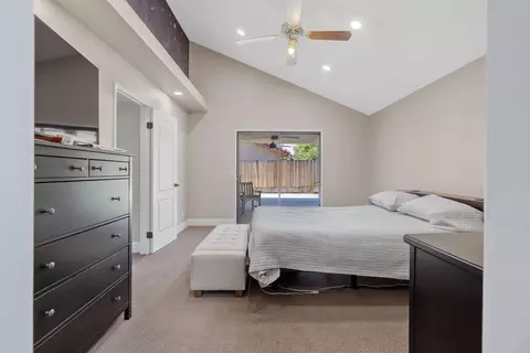 Bedroom - 2152 E Jon Dr, Fresno, CA 93720 photo 3 of 4