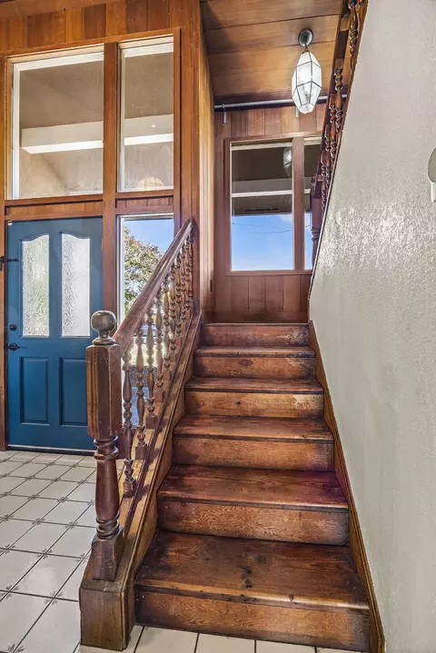 Entry Way - 15843 Avenue 320, Ivanhoe, CA 93235 photo 3 of 5