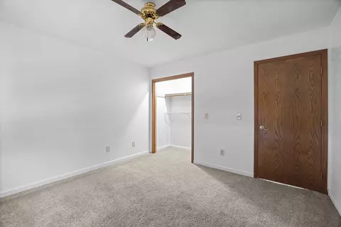Bedroom - 15843 Avenue 320, Ivanhoe, CA 93235 photo 4 of 5