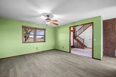 Living - 15843 Avenue 320, Ivanhoe, CA 93235 photo 5 of 7