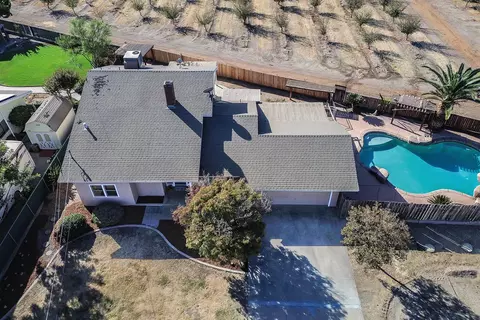 View/Area - 15843 Avenue 320, Ivanhoe, CA 93235 photo 6 of 7