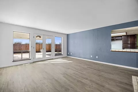 Living - 15843 Avenue 320, Ivanhoe, CA 93235 photo 3 of 7