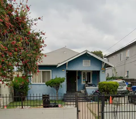 719 W 55th St, Los Angeles, CA 90037