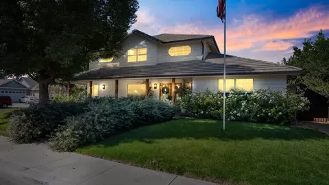 Exterior - 500 Lone Oak Ct, Exeter, CA 93221 photo 2 of 15