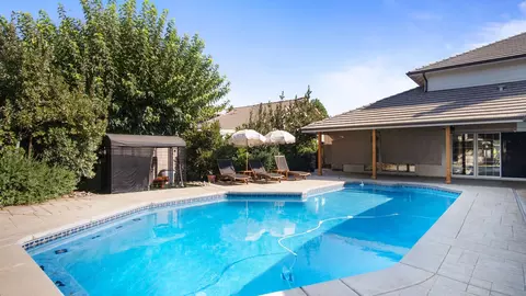 Exterior - 500 Lone Oak Ct, Exeter, CA 93221 photo 12 of 15
