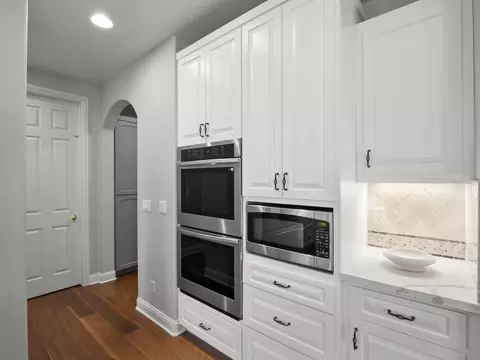 Kitchen - 2433 Trenton Ave, Clovis, CA 93619 photo 6 of 6