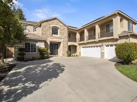 Exterior - 2433 Trenton Ave, Clovis, CA 93619 photo 6 of 6