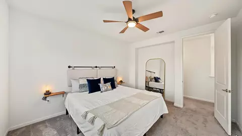 Bedroom - 1007 W Payson Ave, Visalia, CA 93291 photo 4 of 9