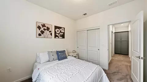 Bedroom - 1007 W Payson Ave, Visalia, CA 93291 photo 8 of 9