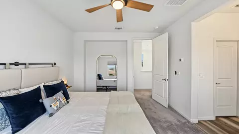 Bedroom - 1007 W Payson Ave, Visalia, CA 93291 photo 3 of 9