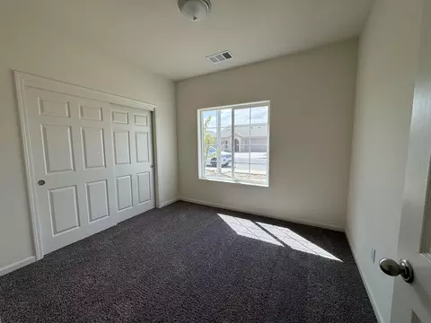 Bedroom - 30634 Delancy Rd, Visalia, CA 93291 photo 2 of 6