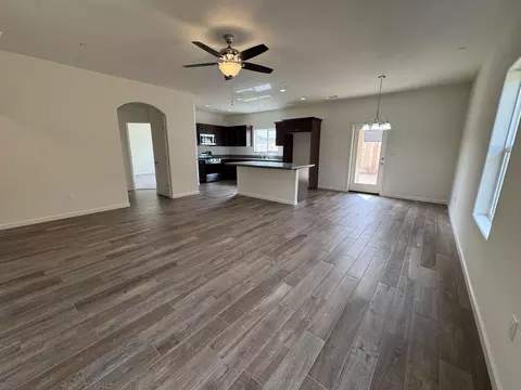 Living - 30635 Delancy Rd, Visalia, CA 93291 photo 2 of 3