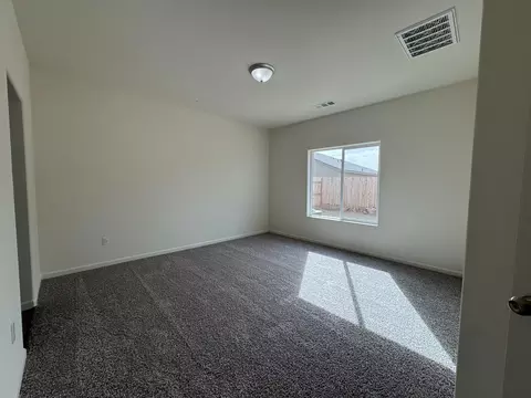 Bedroom - 30635 Delancy Rd, Visalia, CA 93291 photo 7 of 9