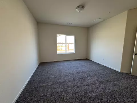 Bedroom - 30614 Delancy Rd, Visalia, CA 93291 photo 8 of 9