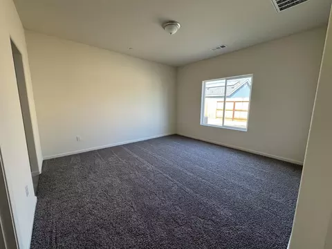 Bedroom - 30614 Delancy Rd, Visalia, CA 93291 photo 7 of 9