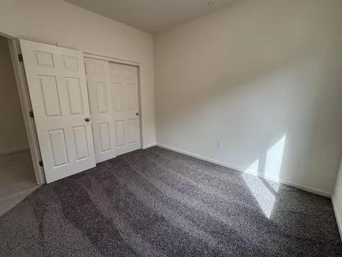 Bedroom - 30614 Delancy Rd, Visalia, CA 93291 photo 6 of 9