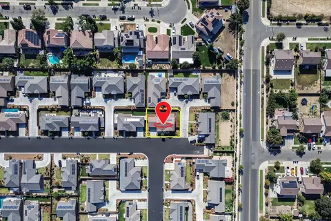 View/Area - 4011 W Nellis Ave, Visalia, CA 93277 photo 5 of 5