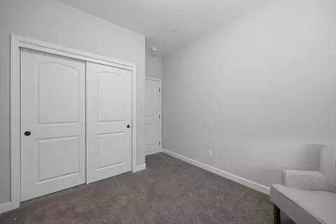 Bedroom - 4011 W Nellis Ave, Visalia, CA 93277 photo 4 of 7