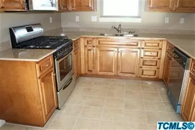 5000 W Redding, Visalia, CA 93277 photo 6