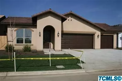 5000 W Redding, Visalia, CA 93277 photo 1