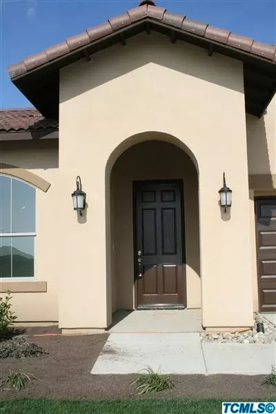 5000 W Redding, Visalia, CA 93277 photo 2