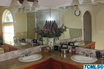 21002 Rocky Hill Dr, Exeter, CA 93221 photo 8