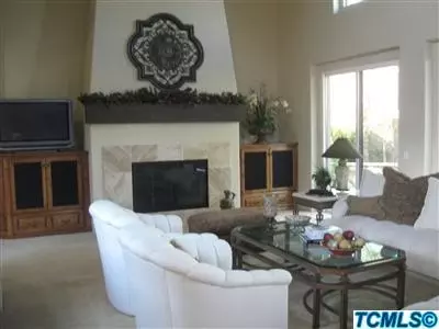 4802 W Delta Ave, Visalia, CA 93291 photo 2