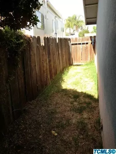 1448 S Clark St, Visalia, CA 93292 photo 4