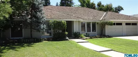 3117 E Grove Ave, Visalia, CA 93292 photo 2